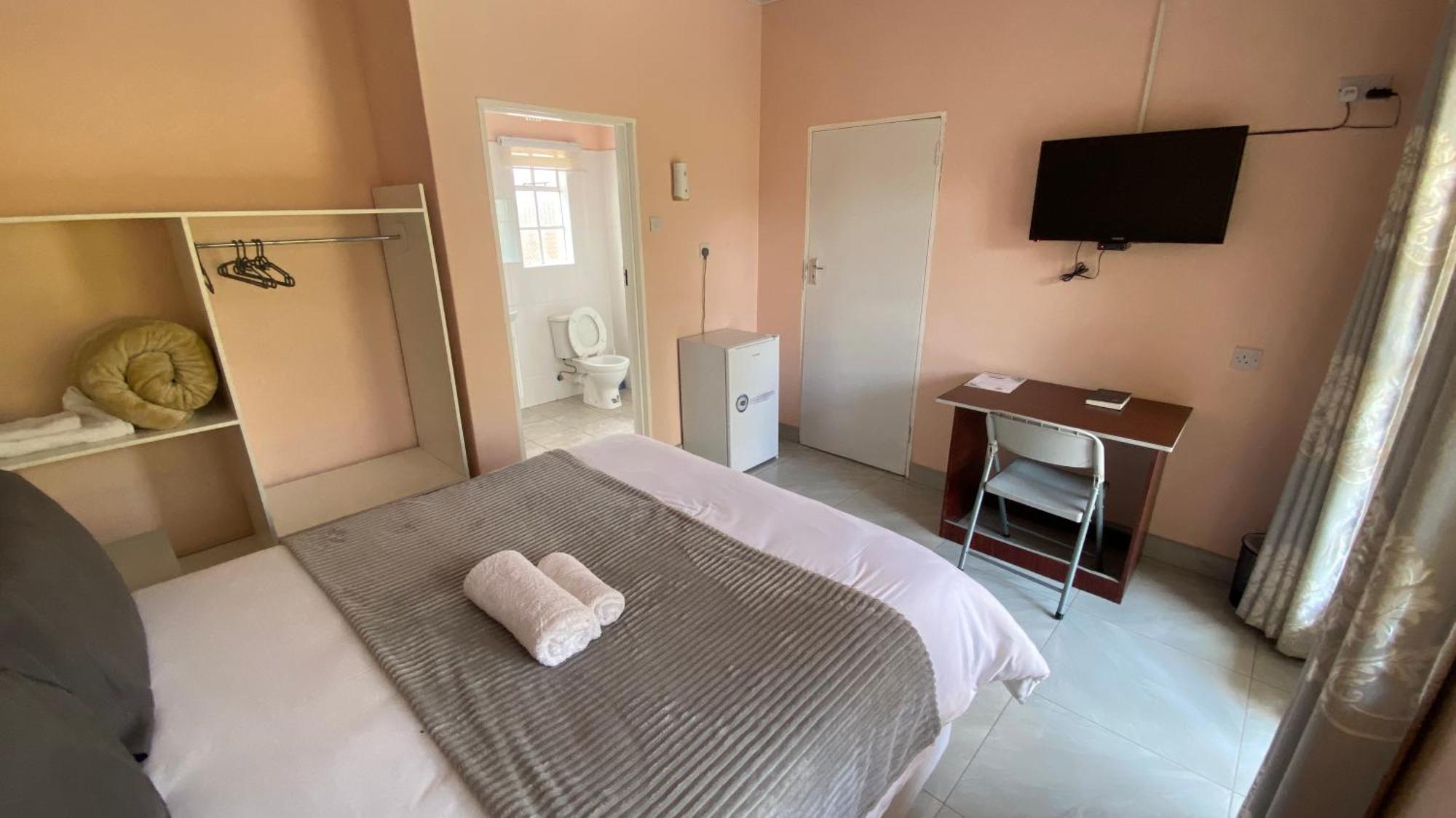 Lynns Guest House Bulawayo Dış mekan fotoğraf